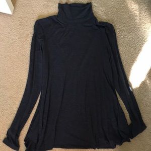 Turtle neck From American Eagle size small